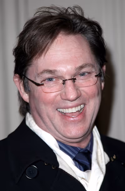 Richard Thomas

 Photo