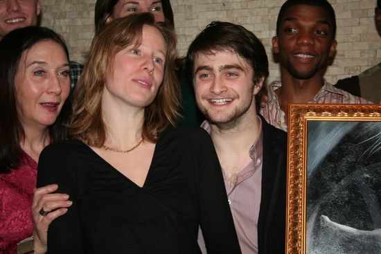 Photo Coverage: EQUUS Star Daniel Radcliffe's Portrait Unveiled at Tony's DiNapoli — photo 24 of 32