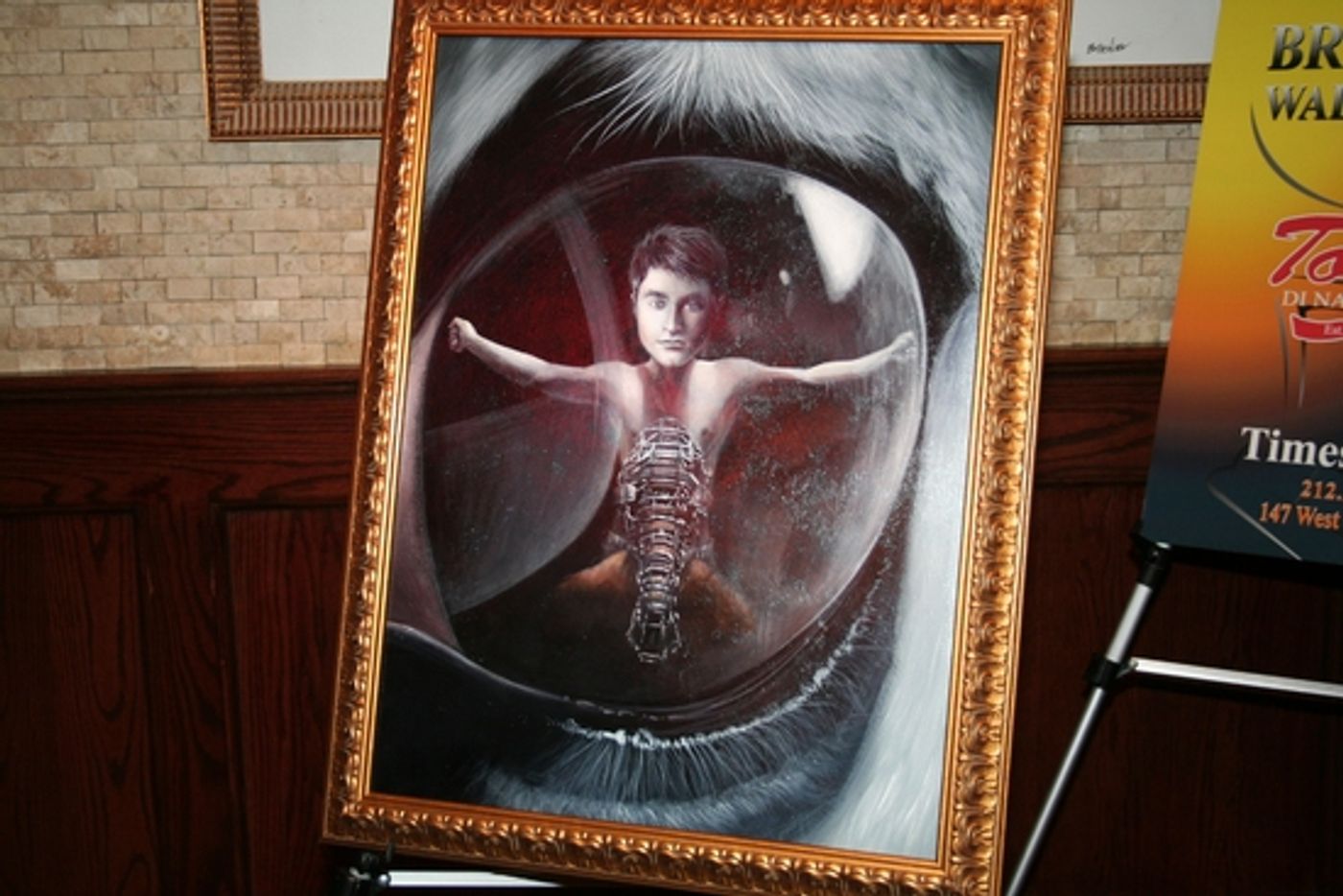 Photo Coverage: EQUUS Star Daniel Radcliffe's Portrait Unveiled at Tony's DiNapoli  Image