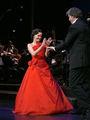 Kristin Chenoweth and Douglas Sills @ BroadwayWorld Kristin Chenoweth and Douglas Sills Photo