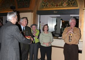 David Ives, Walter Bobbie and the cast with Jack Viertel

 Photo