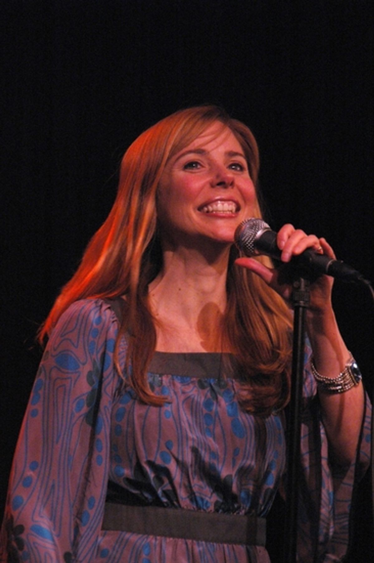 Kerry Butler sining Somewhere That's Green at 