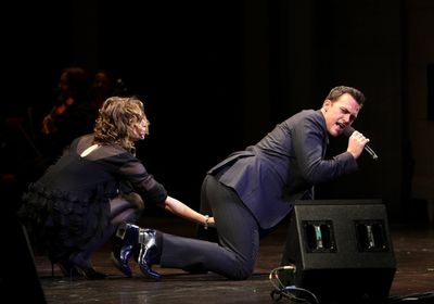 Cheyenne Jackson Photo