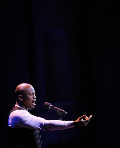 Tituss Burgess
 Photo