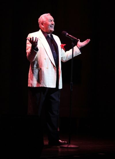 Len Cariou Photo