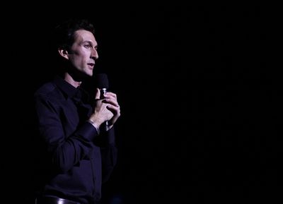 Aaron Lazar Photo