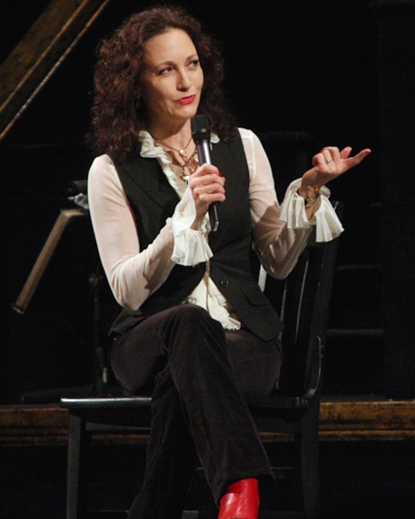 Photo Coverage: 'Talkback Tuesdays' at CHICAGO with Bebe Neuwirth  Image