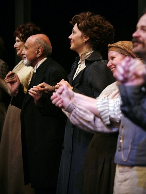 Delphi Harrington, George Morfogen, Maggie Gyllenhaal, Cyrilla Baer and Peter Sarsgaa Photo