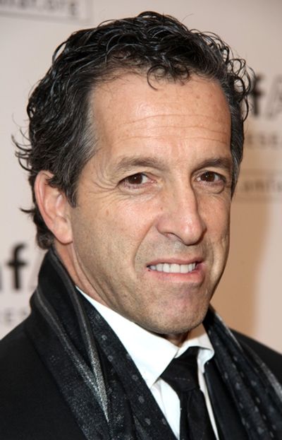 Kenneth Cole

 Photo