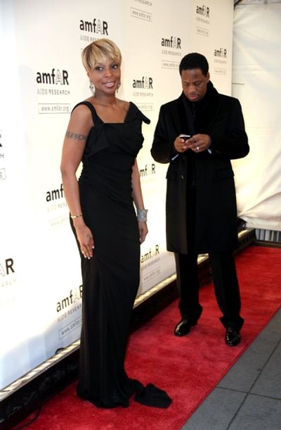 Mary J. Blige and Kendu Isaacs

 Photo