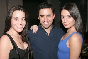 Jenna Leigh Green, John Lloyd Young, Lea Michele at Upright Cabaret
@ BroadwayWorld Jenna Leigh Green, John Lloyd Young, Lea Michele at Upright Cabaret
Photo