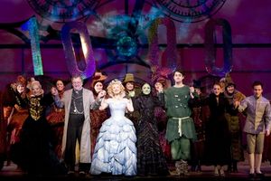Harriet Thorpe, Desmond Barrit, Dianne Pilkington, Kerry Ellis, Oliver Tompsett and compnay take a bow @ BroadwayWorld Harriet Thorpe, Desmond Barrit, Dianne Pilkington, Kerry Ellis, Oliver Tompsett and c Photo