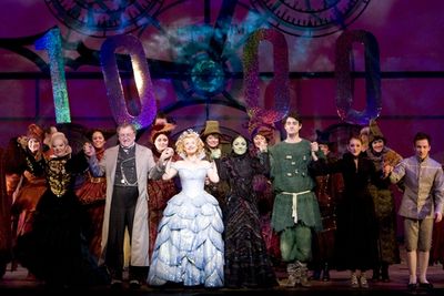 Harriet Thorpe, Desmond Barrit, Dianne Pilkington, Kerry Ellis, Oliver Tompsett and c Photo
