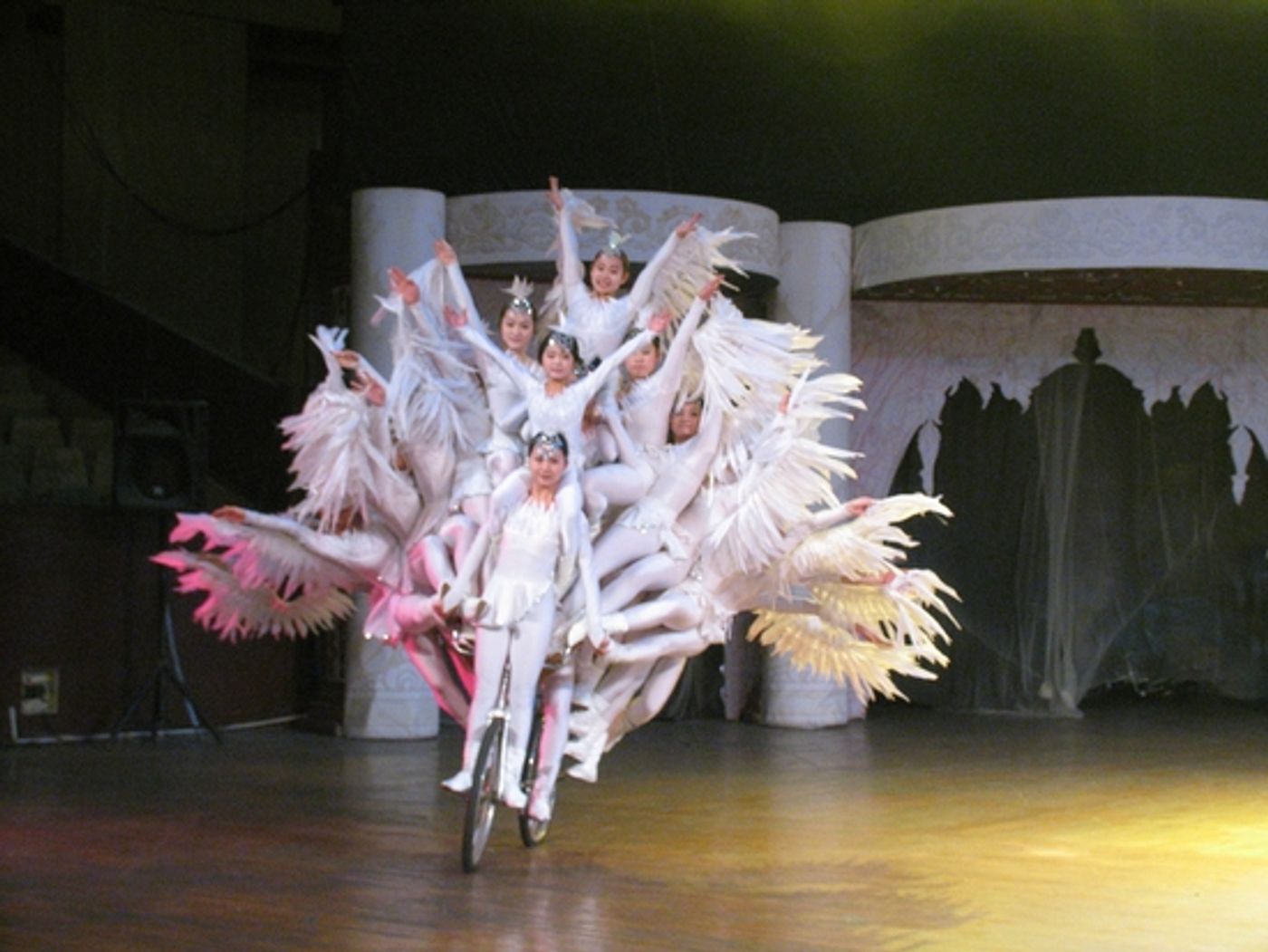 Photo Flash: National Acrobats Of China Tumble and Spin Photo Flash: National Acrobats Of China Tumble and Spin Image