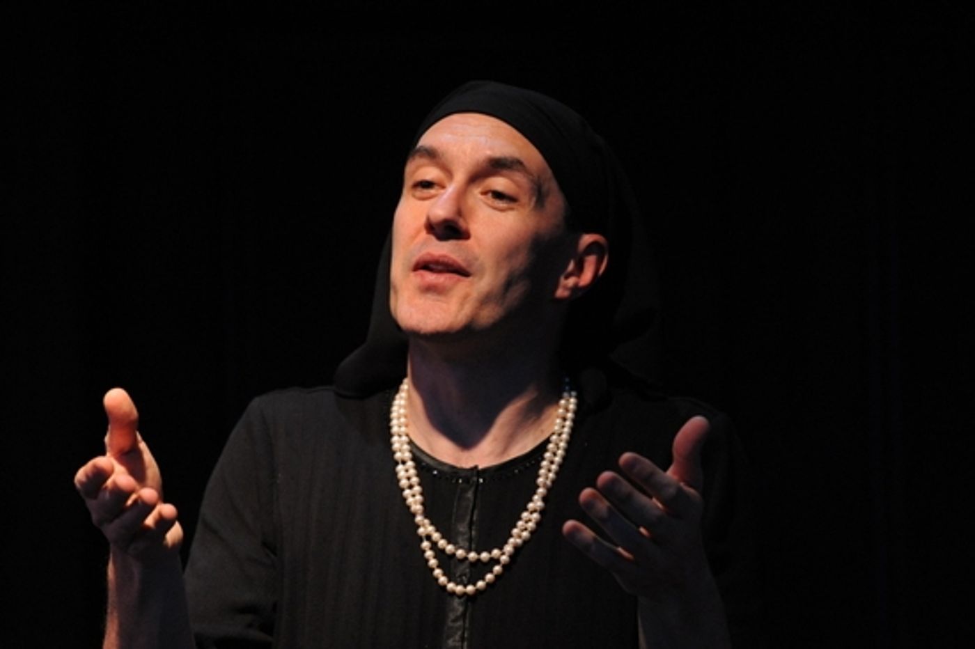 Photo Flash: Everyman Theatre's I AM MY OWN WIFE Photo Flash: Everyman Theatre's I AM MY OWN WIFE Image