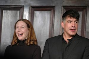 Veanne Cox and Bryan Batt Photo