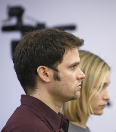 Steven Pasquale and Piper Perabo

 Photo