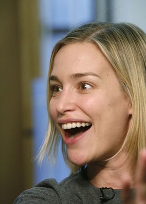 Piper Perabo @ BroadwayWorld Piper Perabo Photo