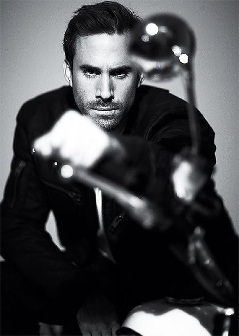 Joseph Fiennes Photo