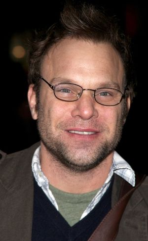 Norbert Leo Butz Photo