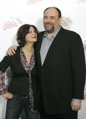 Marcia Gay Harden and James Gandolfini
@ BroadwayWorld Marcia Gay Harden and James Gandolfini
Photo