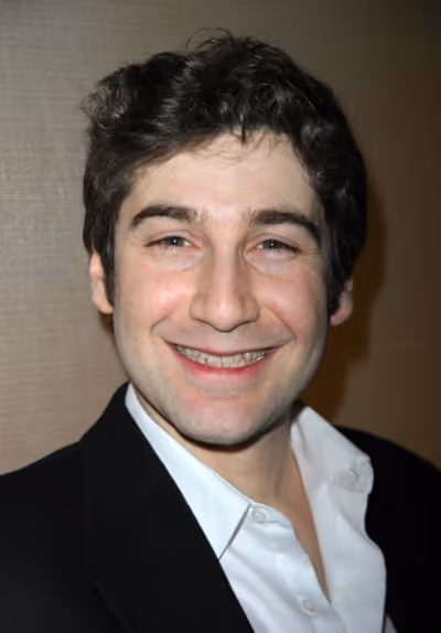 Scott Schwartz

 Photo