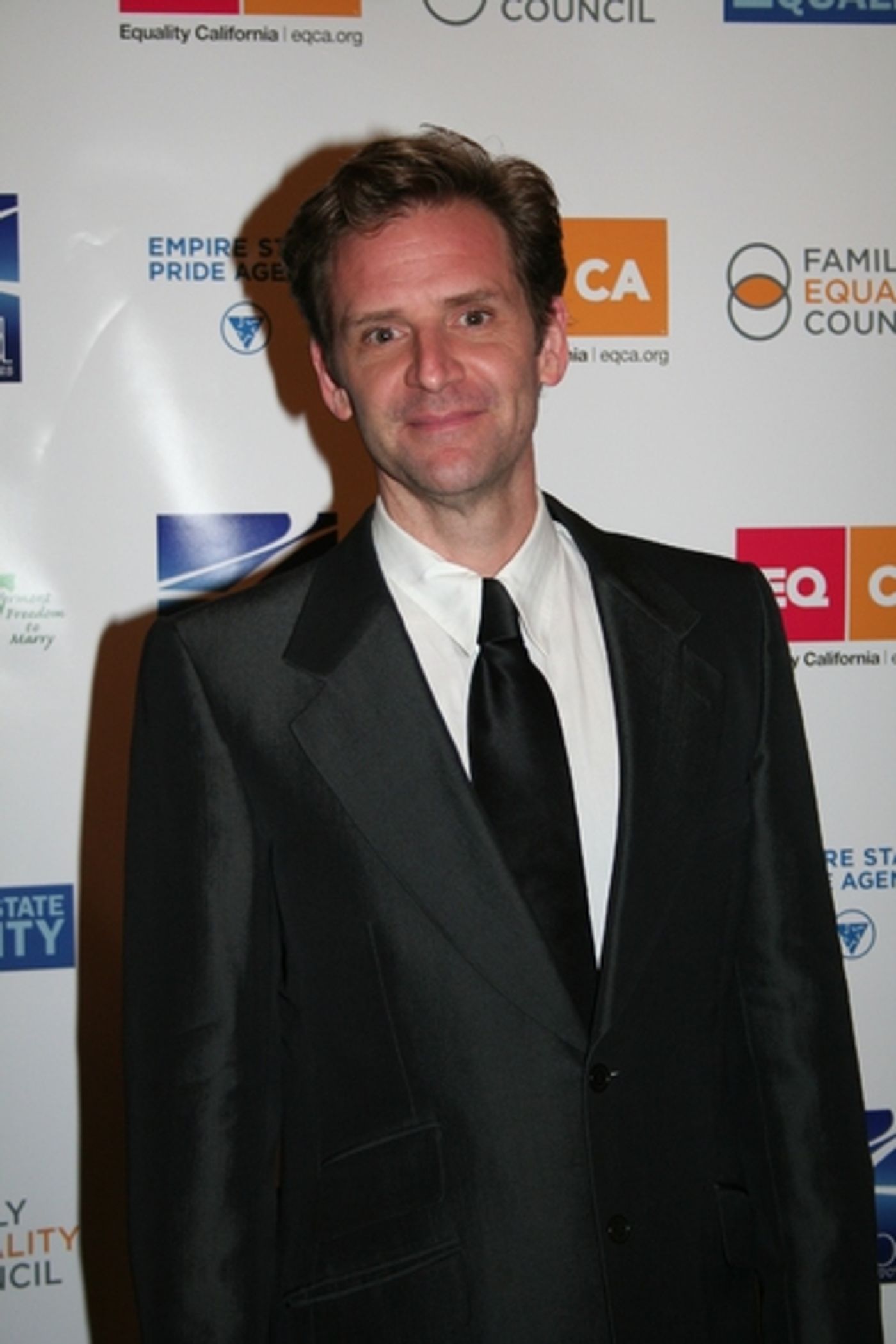 Photo Coverage: 'DEFYING INEQUALITY' The Benefit - Part One  Image