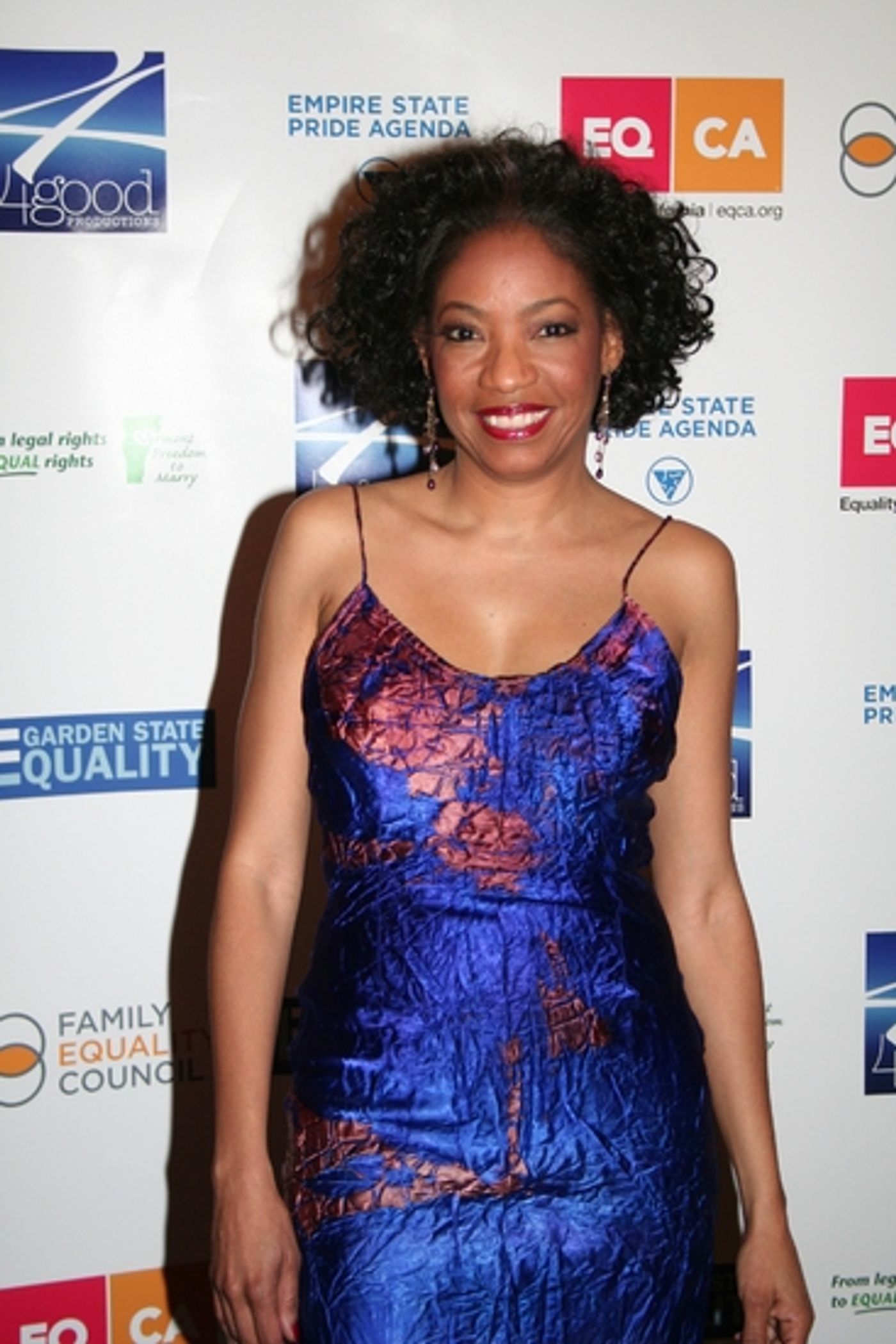 Photo Coverage: 'DEFYING INEQUALITY' The Benefit - Part One  Image