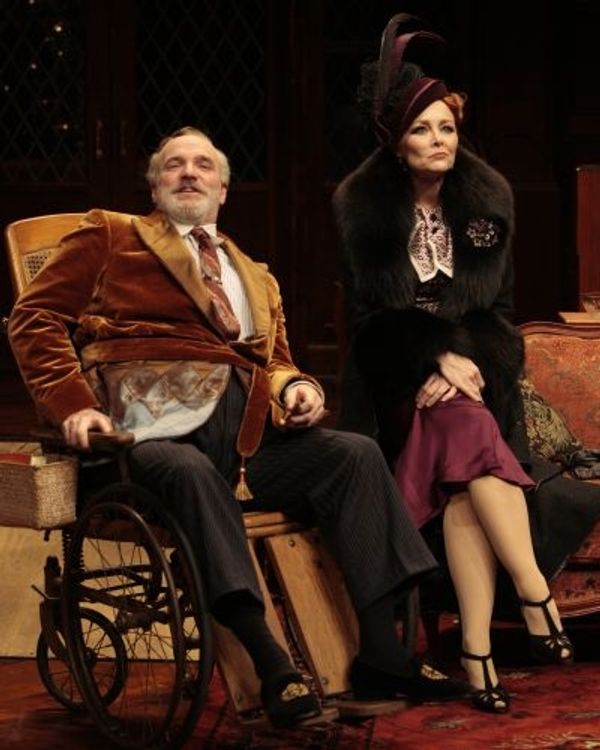 James Black as Sheridan Whiteside and Elizabeth Heflin as Lorraine Sheldon  Photo