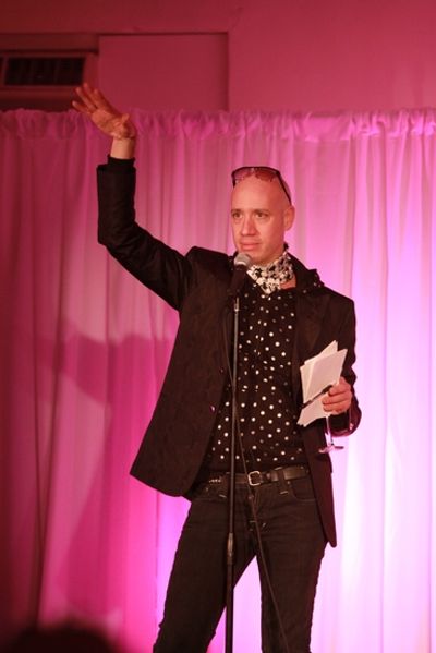  Robert Verdi Photo