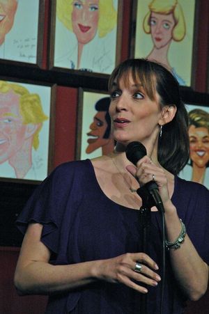 Julia Murney Photo