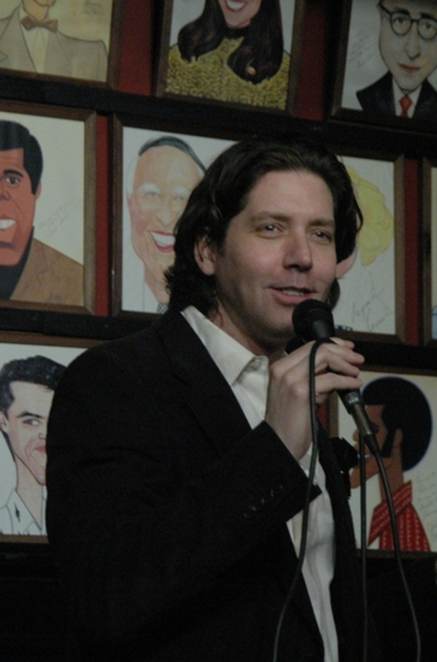 Photo Coverage: James Barbour's 'LOVE SONGS' at Sardi's  Image