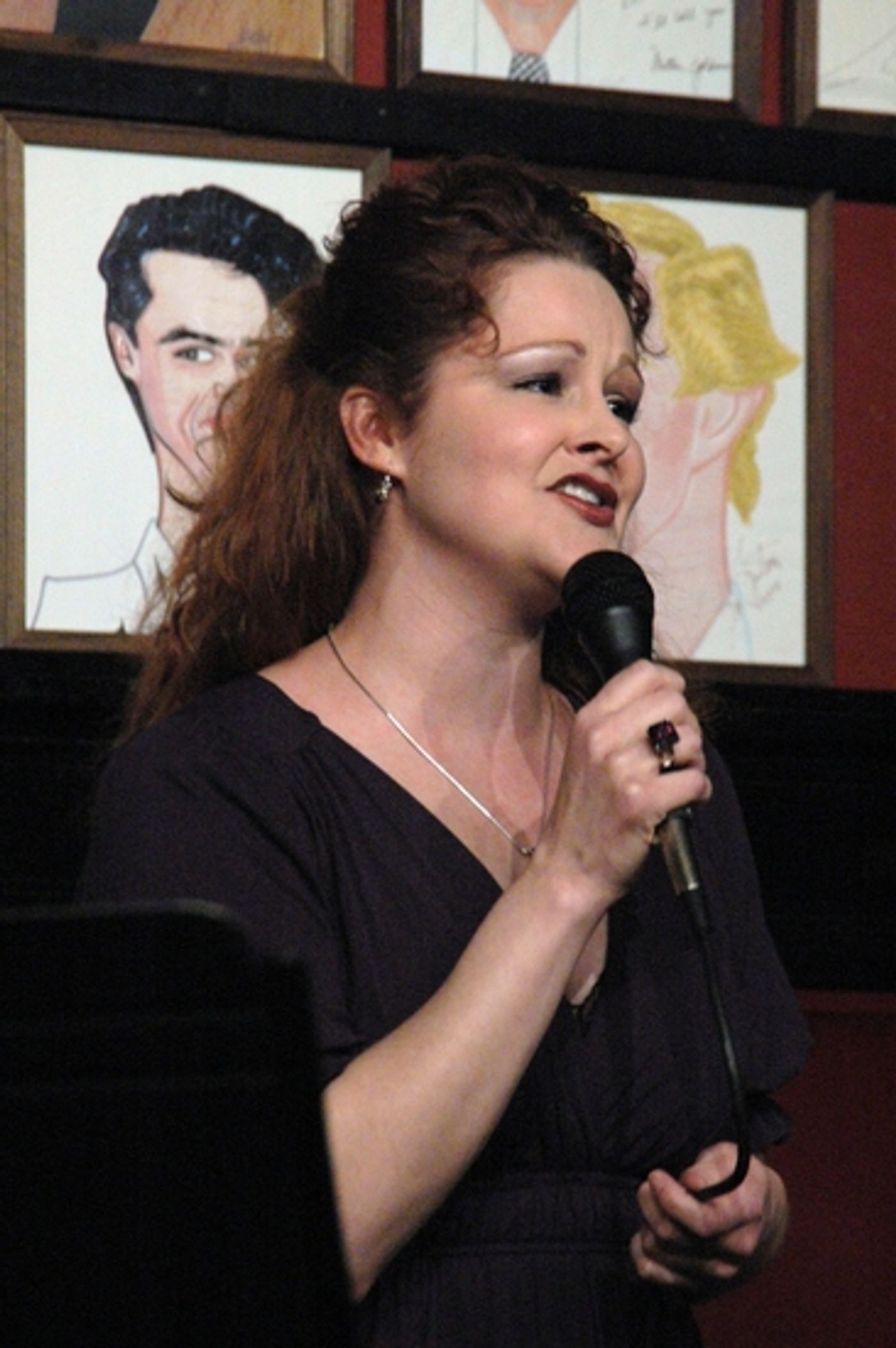 Photo Coverage: James Barbour's 'LOVE SONGS' at Sardi's  Image