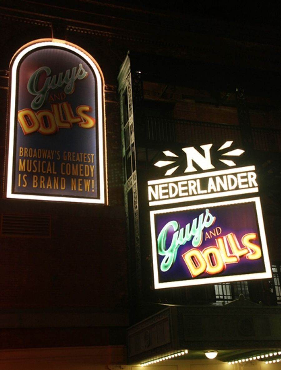 Photo Coverage: GUYS & DOLLS Opening Night Arrivals Image