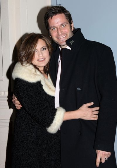 Mariska Hargitay and Peter Hermann

 Photo