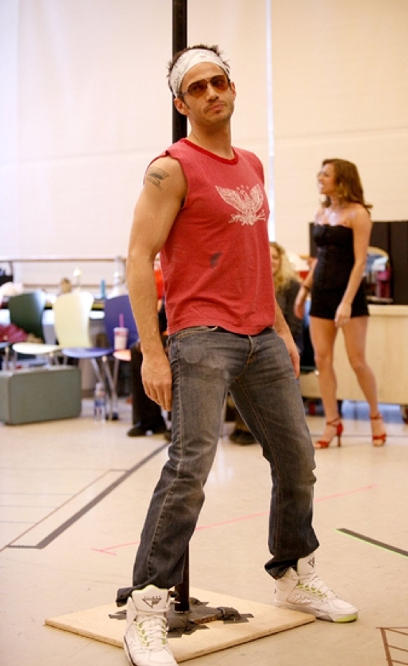 Photo Coverage: 'ROCK OF AGES' First Day of Rehearsal at the New 42nd Street Studios!  Image
