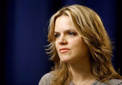 Amy Spanger Photo