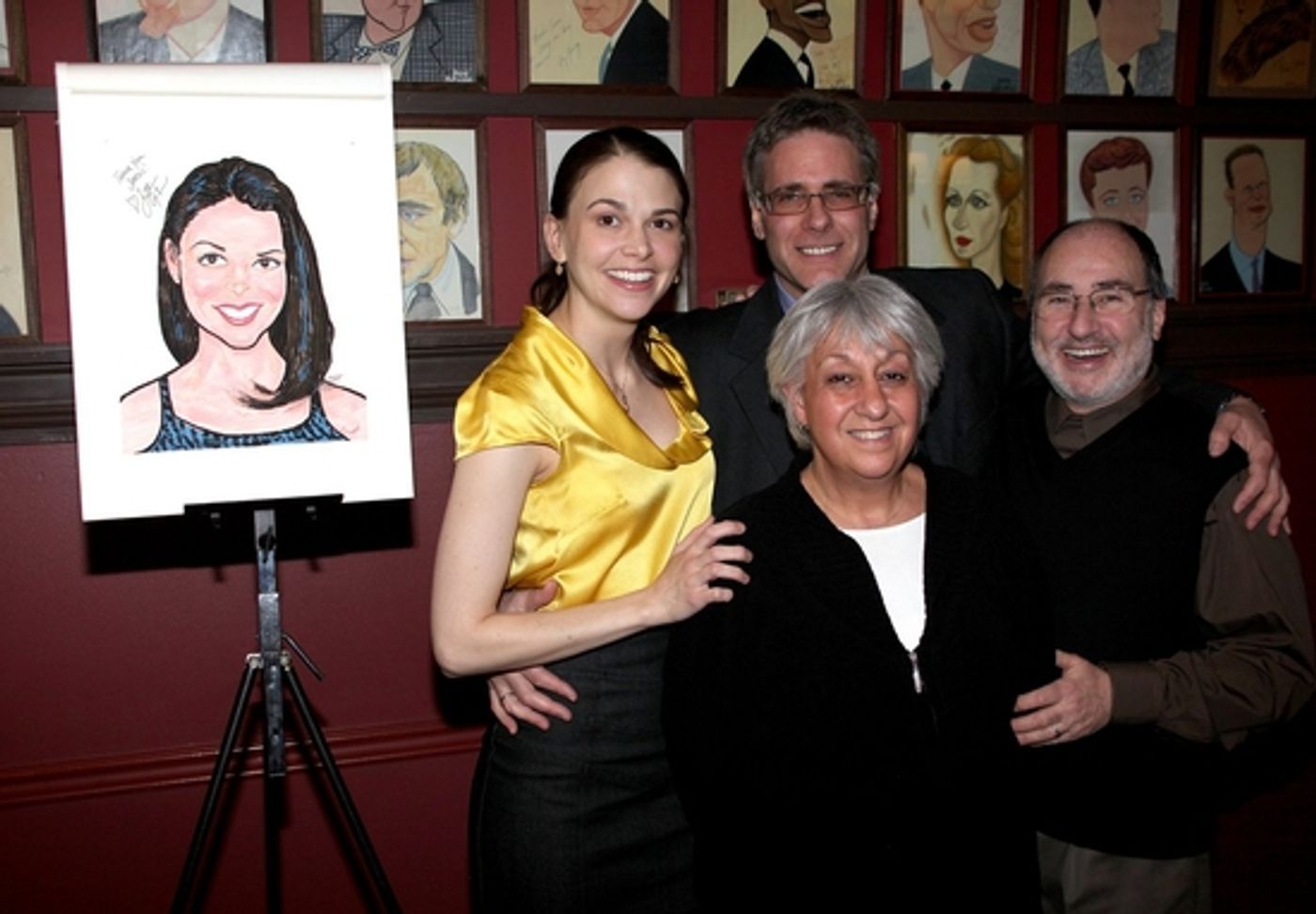 Photo Coverage: Sutton Foster Joins Sardi's Wall Of Fame Photo Coverage: Sutton Foster Joins Sardi's Wall Of Fame Image