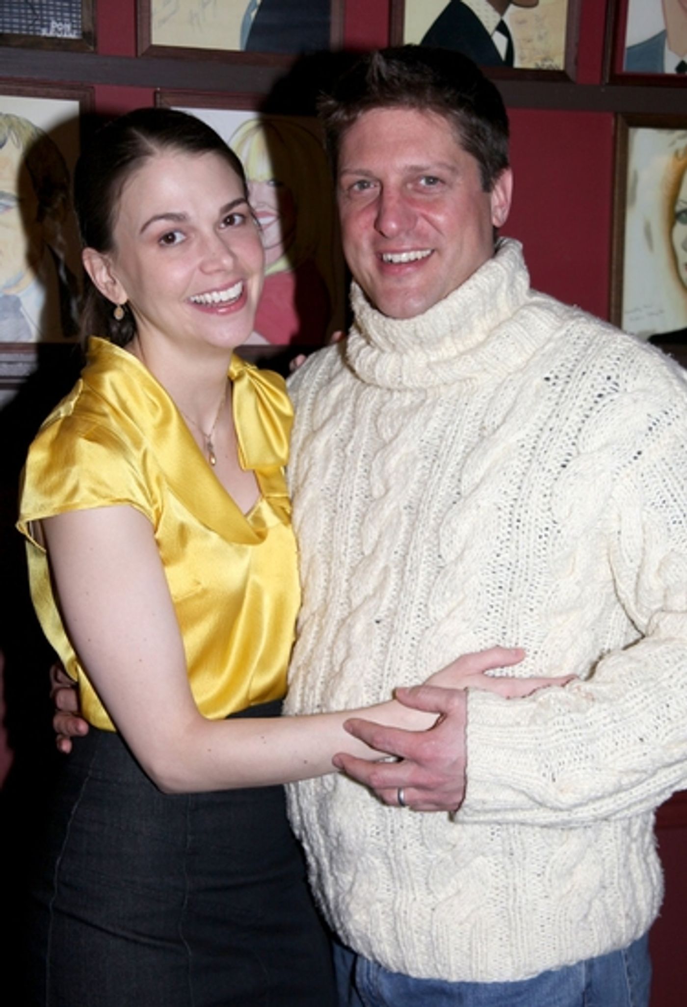 Photo Coverage: Sutton Foster Joins Sardi's Wall Of Fame Photo Coverage: Sutton Foster Joins Sardi's Wall Of Fame Image