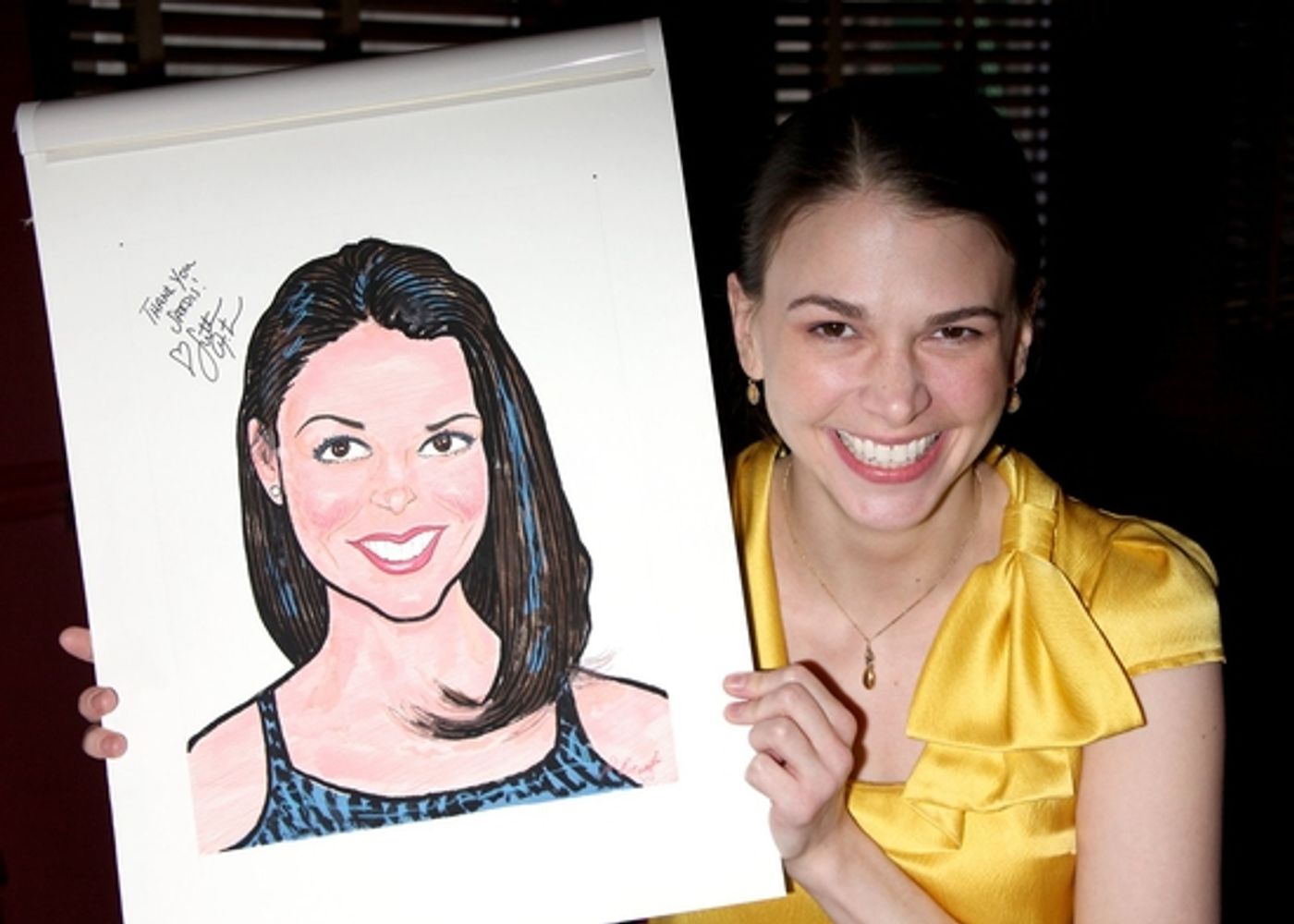 Photo Coverage: Sutton Foster Joins Sardi's Wall Of Fame  Image