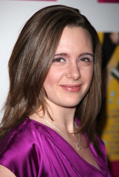 Shana Dowdeswell Photo