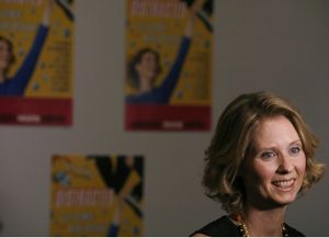 Cynthia Nixon Photo