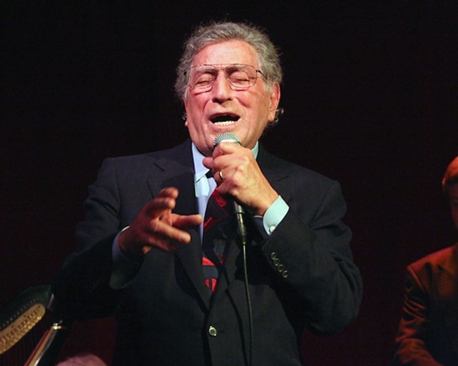 Photo Coverage: Michel Legrand Welcomes Tony Bennett at Birdland  Image