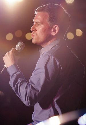 Daniel Reichard at Upright Cabaret Photo