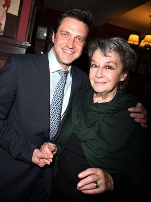 Raul Esparza and Zoe Caldwell
@ BroadwayWorld Raul Esparza and Zoe Caldwell
Photo