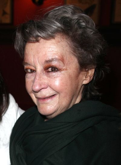 Zoe Caldwell

 Photo