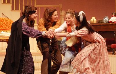  Kim Carson, Sara Sheperd, Kally Duling, and Amber Ward Photo