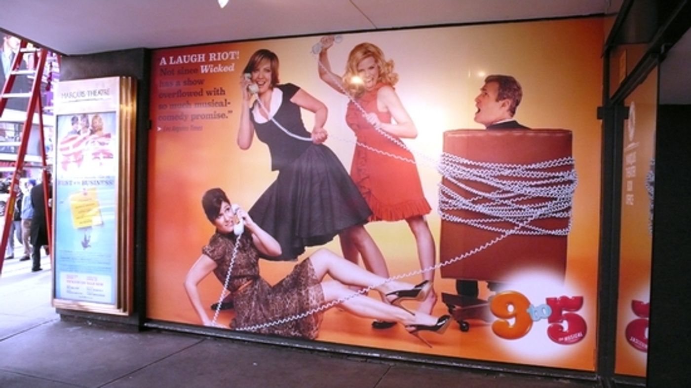 Photo Coverage: ' 9 To 5 - THE MUSICAL' Marquee at the Marquis!  Image