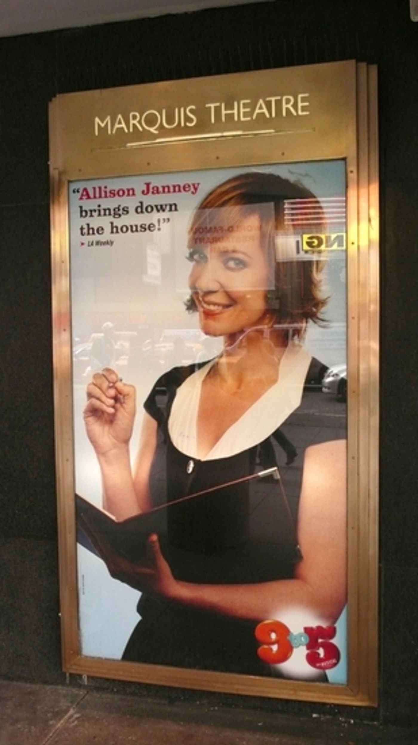 Photo Coverage: ' 9 To 5 - THE MUSICAL' Marquee at the Marquis!  Image