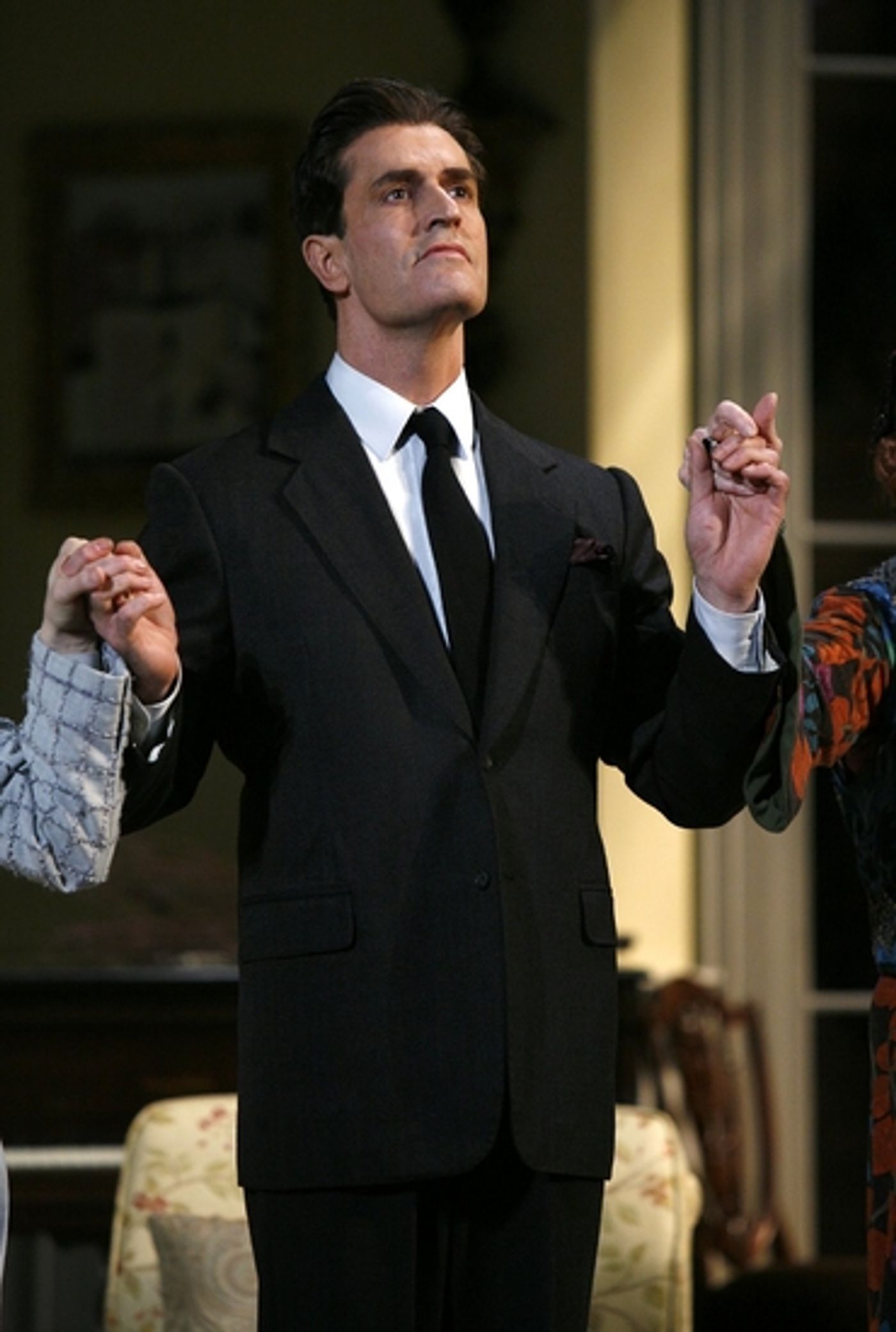 Photo Coverage: 'Blithe Spirit' Opening Night on Broadway Curtain Call!  Image